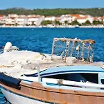 Luxurious In With Sauna Dom wakacyjny Rogoznica (Sibenik-Knin)