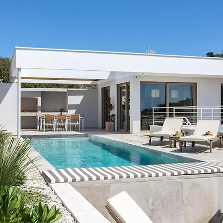 Holiday home Pet Friendly In Rogoznica (Sibenik-Knin)