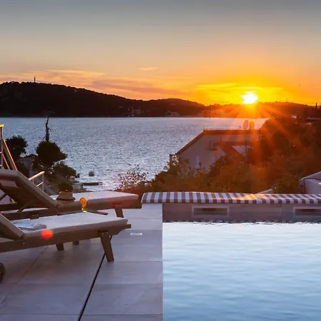 Vikendica Luxurious In With Sauna Rogoznica (Sibenik-Knin)