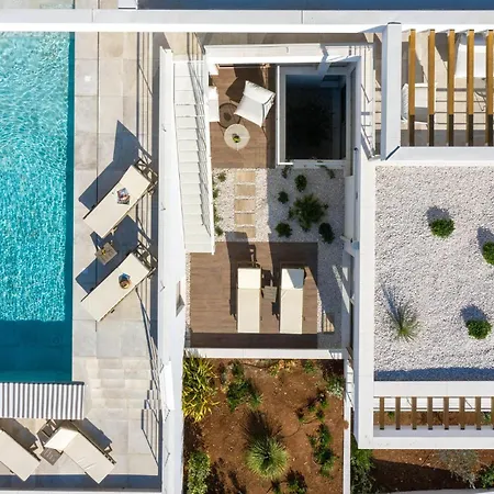 Pet Friendly In Holiday home