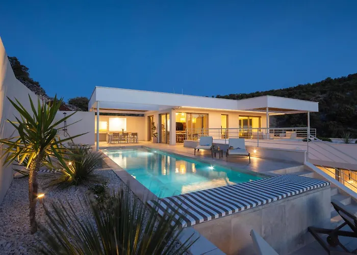 Pet Friendly In Tatil Evi Rogoznica (Sibenik-Knin)