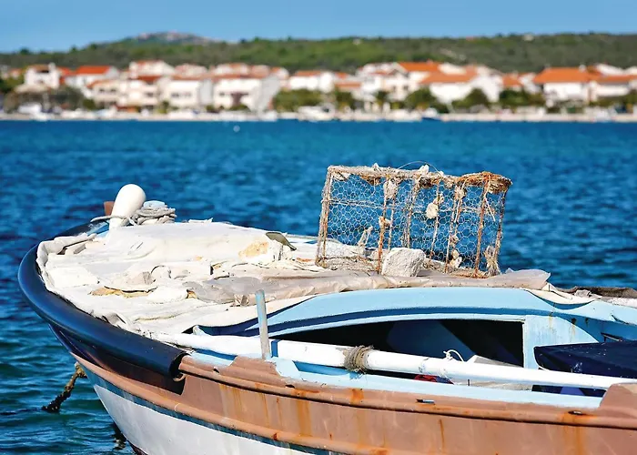 Pet Friendly In Tatil Evi Rogoznica (Sibenik-Knin)